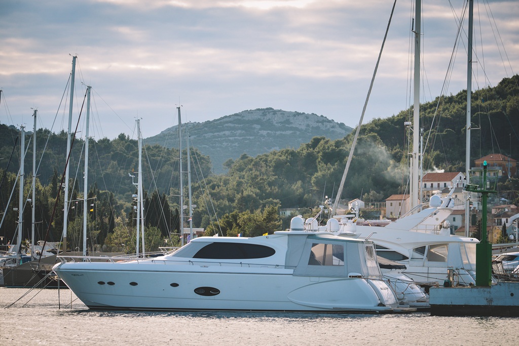 Đir po Sutomišćici Đir po Sutomišćici