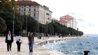 Nedjeljni đir po gradu 3. sttudenog 2013.  foto: Iva Perinčić, bura, jugo, riva, jesen, zima