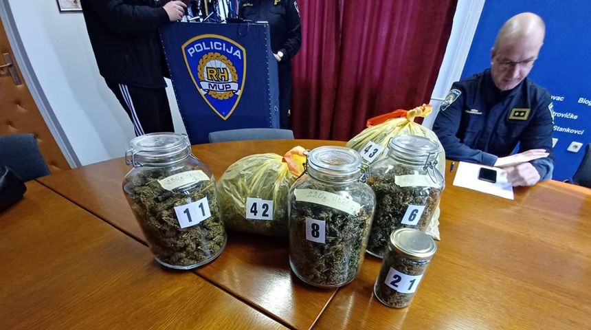 “Pala” dva dilera s heroinom i marihuanom, droga “Pala” dva dilera s heroinom i marihuanom, droga