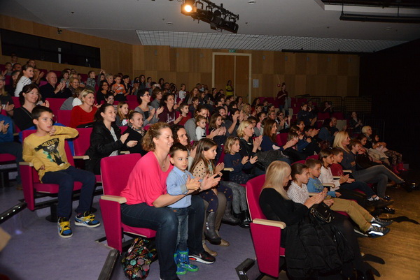 7. Noć kazališta u Zadru. Foto: Iva Perinčić 7. Noć kazališta u Zadru. Foto: Iva Perinčić