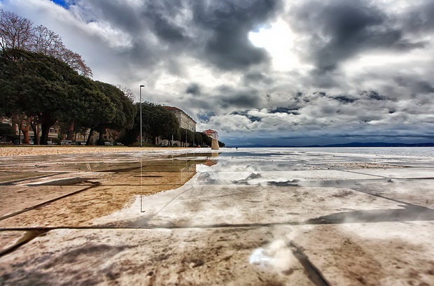 Đir po gradu 6. veljače 2014, Foto: Roberto Lerga, kiša, oblaci, lokva
