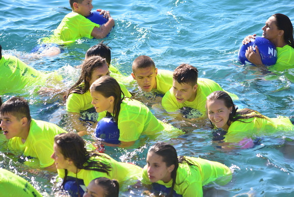 10. dm Millennium Jump na zadarskoj rivi – 3 tisuće skakača poslalo prekrasnu priču u svijet 10. dm Millennium Jump na zadarskoj rivi – 3 tisuće skakača poslalo prekrasnu priču u svijet