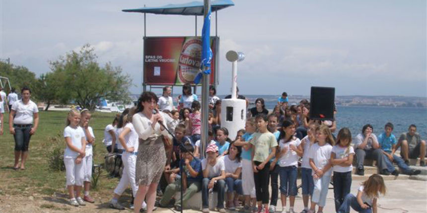 Plava zastava plaži Jaz u Preku (foto: opcina-preko.hr)