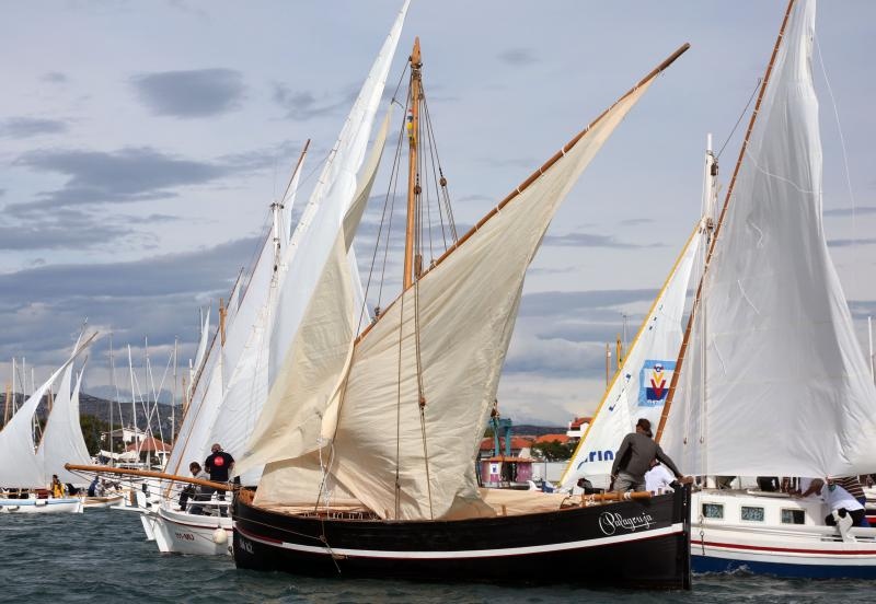 Murter: Po jakoj buri održana je tredicionalna 18. regata Latinsko idro – Murter 2015. Photo: Duško Jaramaz/PIXSELL Murter: Po jakoj buri održana je tredicionalna 18. regata Latinsko idro – Murter 2015. Photo: Duško Jaramaz/PIXSELL