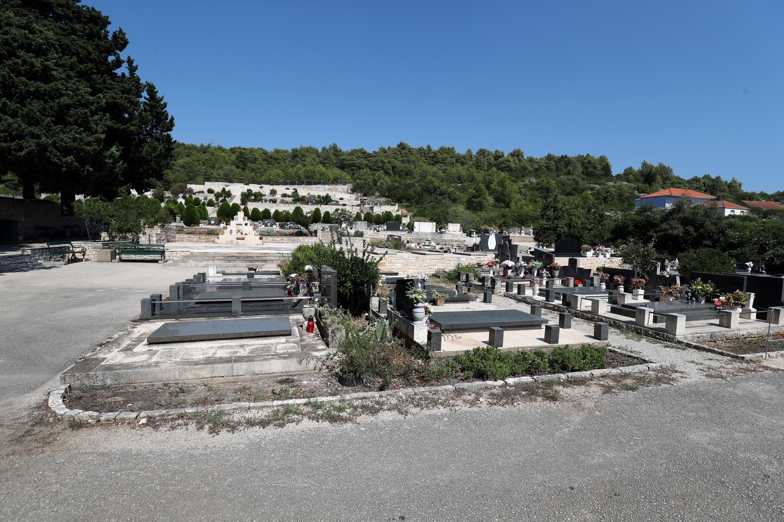 Vela Luka: Groblje sv. Roka na kojem će biti pokopan Oliver Dragojević