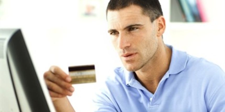 Kupovina na internetu (Foto: Tportal.hr) Kupovina na internetu (Foto: Tportal.hr)