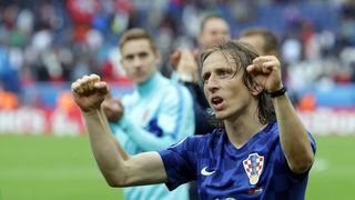 Slavlje igrača i navijača nakon pobjede nad Turskom. Photo: Sanjin Strukić/PIXSELL Slavlje igrača i navijača nakon pobjede nad Turskom. Photo: Sanjin Strukić/PIXSELL