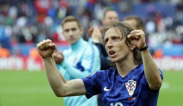 Slavlje igrača i navijača nakon pobjede nad Turskom. Photo: Sanjin Strukić/PIXSELL