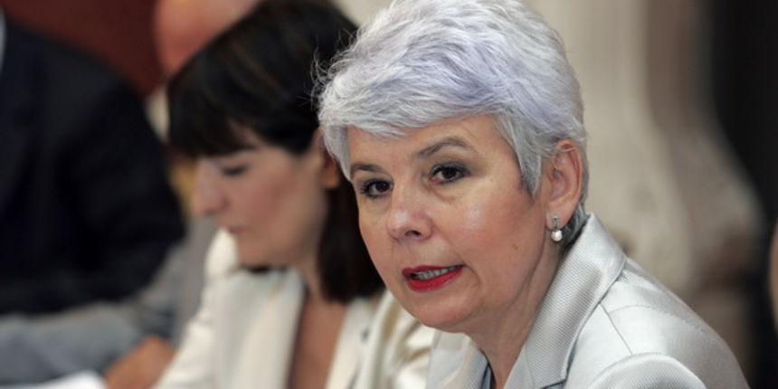 Zagreb, 030809.
Redovita sjednica Vlade Republike Hrvatske na Markovu trgu.
Na slici: Jadranka Kosor.
Foto: Davor Pongracic / Cropix Zagreb, 030809.
Redovita sjednica Vlade Republike Hrvatske na Markovu trgu.
Na slici: Jadranka Kosor.
Foto: Davor Pongracic / Cropix