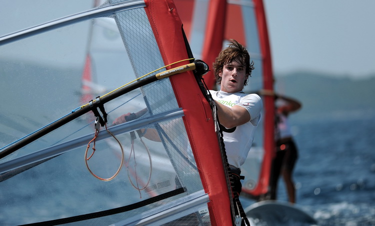 Zadar, 120711.
ISAF svjetsko juniorsko prvenstvo
Zadar 2011, 07.-15. srpanj 2011.
Sesti je dan svjetskog prvenstva u jedrenju koje se odrzava u organizaciji jedrlicarskog kluba Uskok. Danasnji dan je dan odmora za sve jedrlicare osim za jedrilicare na d Zadar, 120711.
ISAF svjetsko juniorsko prvenstvo
Zadar 2011, 07.-15. srpanj 2011.
Sesti je dan svjetskog prvenstva u jedrenju koje se odrzava u organizaciji jedrlicarskog kluba Uskok. Danasnji dan je dan odmora za sve jedrlicare osim za jedrilicare na d