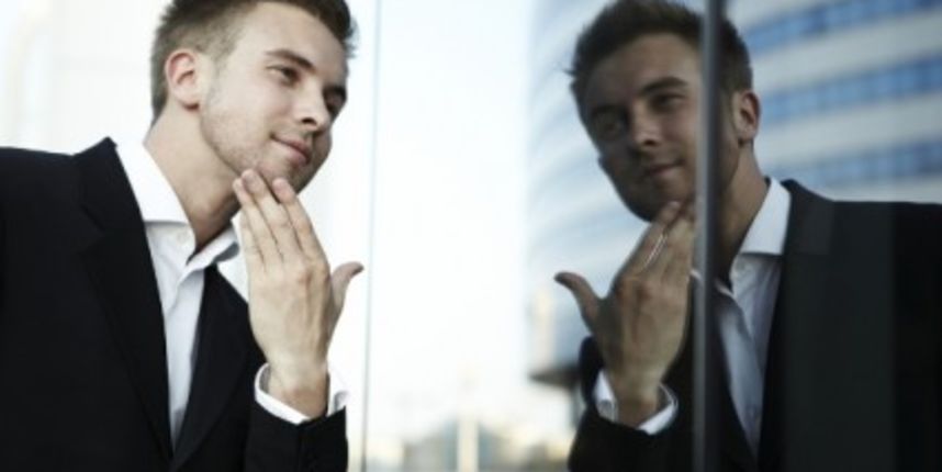 Odraz, lice, ogledalo (Metro-portal.hr)