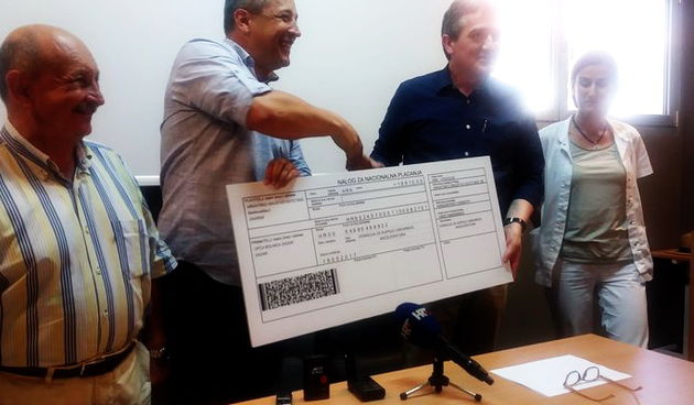 Stomatolozi estetičari donirali 20 tisuća kuna za nabavku linearnog akceleratora