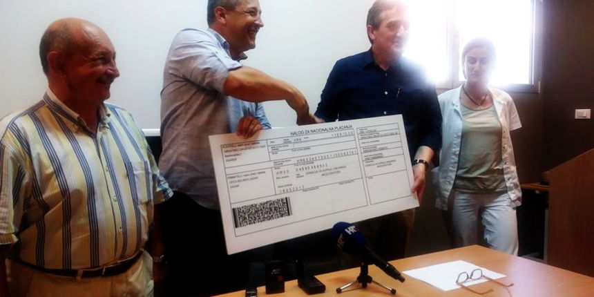 Stomatolozi estetičari donirali 20 tisuća kuna za nabavku linearnog akceleratora