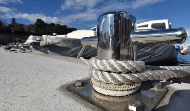 Uvala jazine, foto: D. Stanin, PIXSELL//camci, brodovi, uvala, vez, ilustracija, brodice, lucica, Luka, brod,