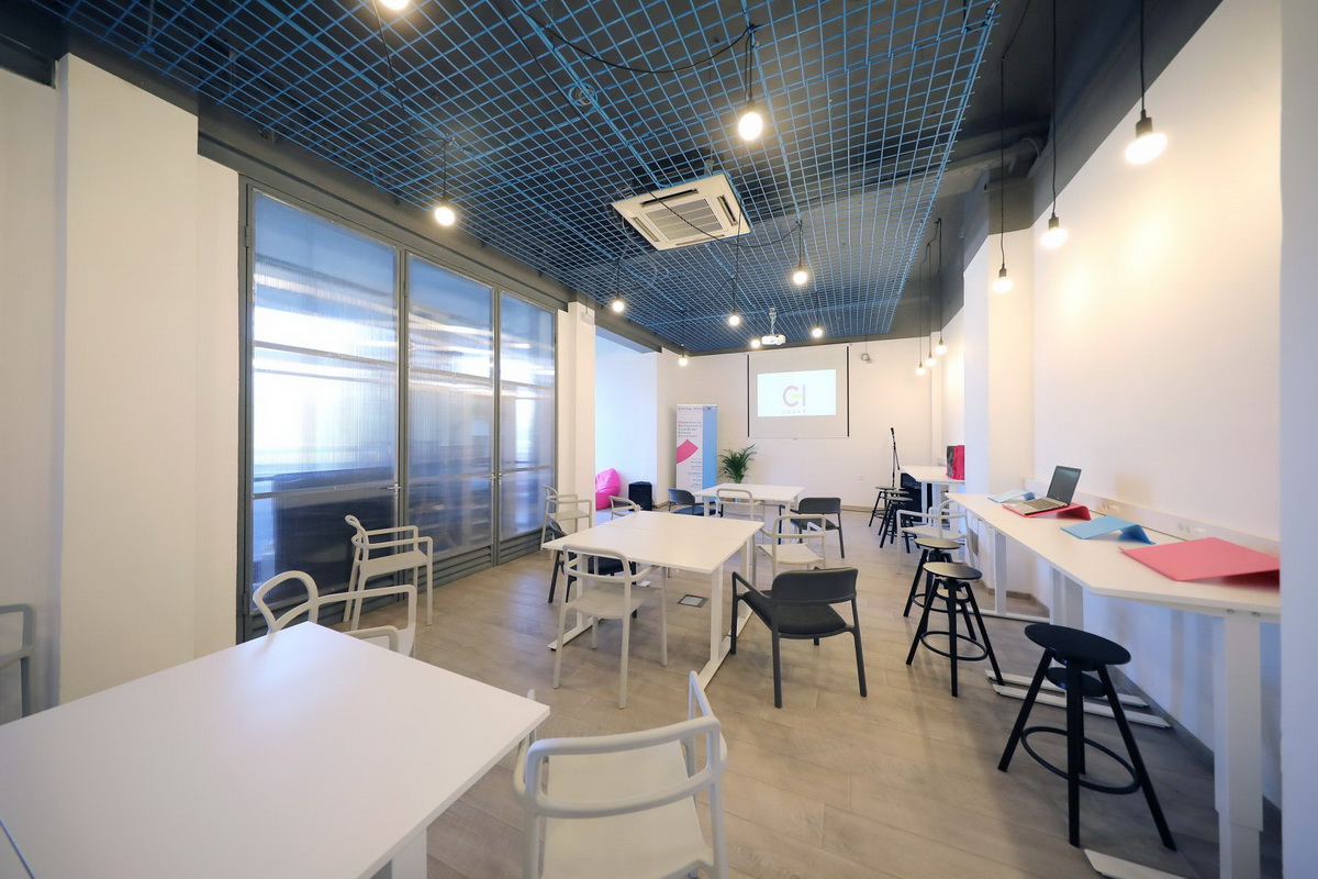 Otvoren CODE hub coworking prostor u Studentskom domu Sveučilišta u Zadru Otvoren CODE hub coworking prostor u Studentskom domu Sveučilišta u Zadru