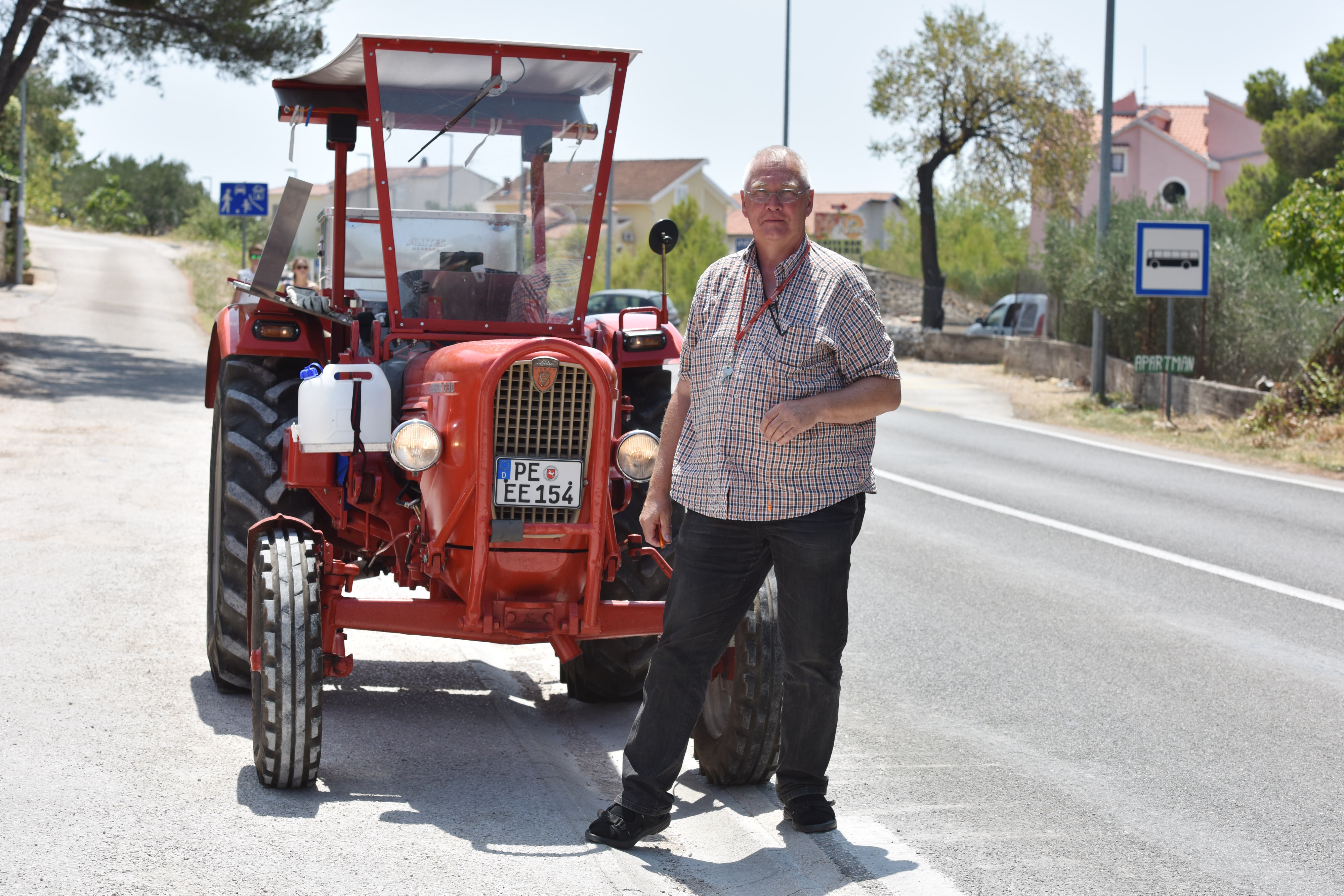 Na ljetovanje u Hrvatsku traktorom! Nijemac putovao 9 dana i prešao 1700 kilometara