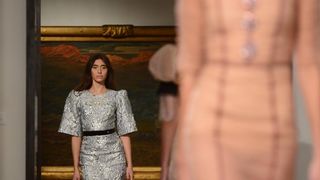 Modna revija “Lei Lou” Aleksandre Dojčinović u Modernoj galeriji