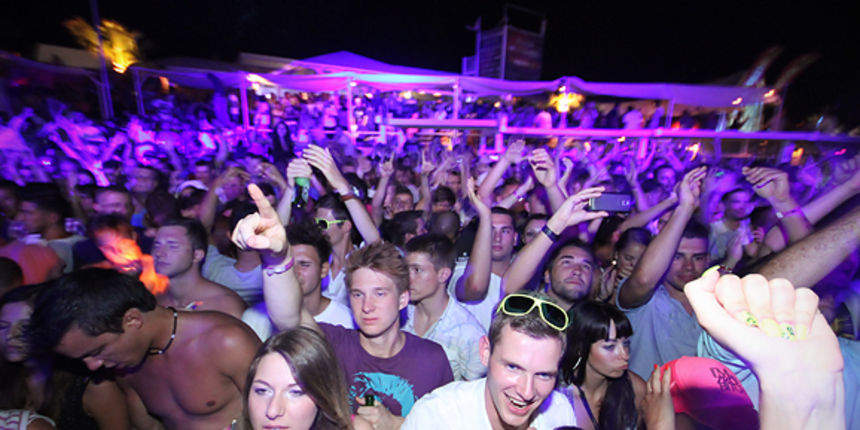 Papaya Day & Night Festival – Armin van Buuren Papaya Day & Night Festival – Armin van Buuren