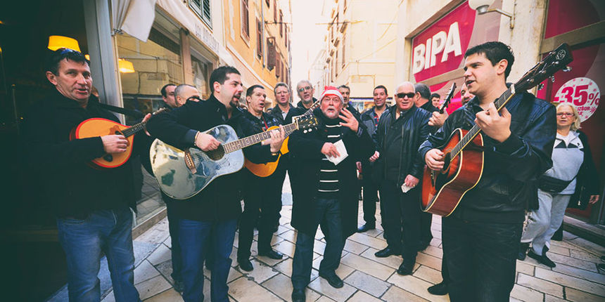 Badnjak u gradu, foto: Iva Perinčić