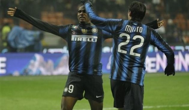 Inter Milan forward Samuel Eto’o, of Cameroon, left, celebrates with his teammate Argentine forward Diego Milito // AP Photo