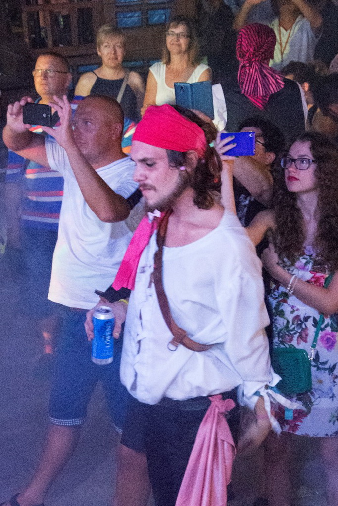 Paški ljetni karneval 2017 – maškarana povorka