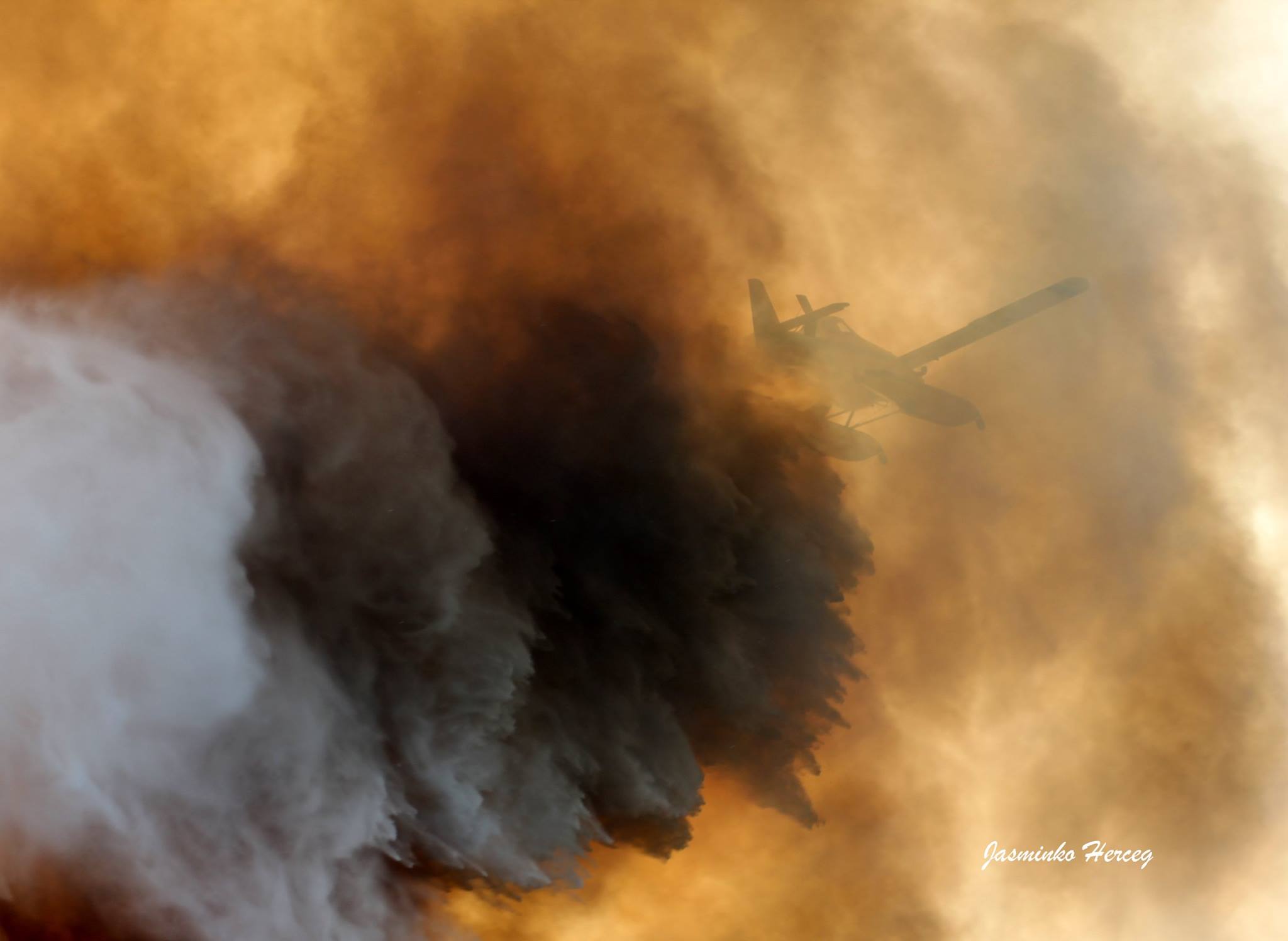 Lokaliziran požar kod Košljuna na otoku Pagu Lokaliziran požar kod Košljuna na otoku Pagu