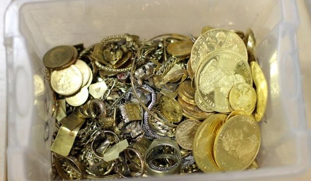 Zlato, zlatnina, zlatni nakit. Foto: Goran Kovacic/PIXSELL