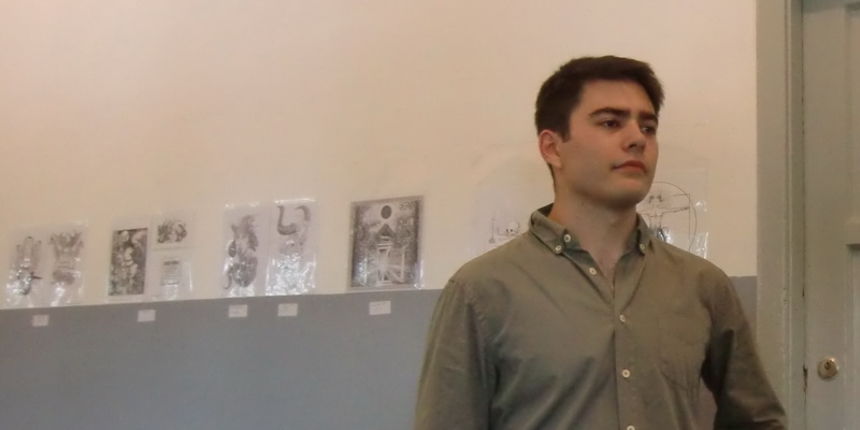 Marko Marov, student druge godine arheologije na zadarskom Sveučilištu, izlaže svoje radove u novootvorenoj galeriji ”Hodnik” Marko Marov, student druge godine arheologije na zadarskom Sveučilištu, izlaže svoje radove u novootvorenoj galeriji ”Hodnik”