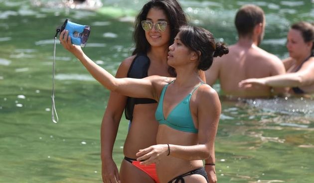 Skradin Nacionalni Park Krka biljezi veliki rast gostiju u odnosu na proslu sezonu. Domaci i strani gosti i dalje uzivaju u ljepotama NP Krke uz setnju i kupanje Photo: Hrvoje Jelavic/PIXSELL