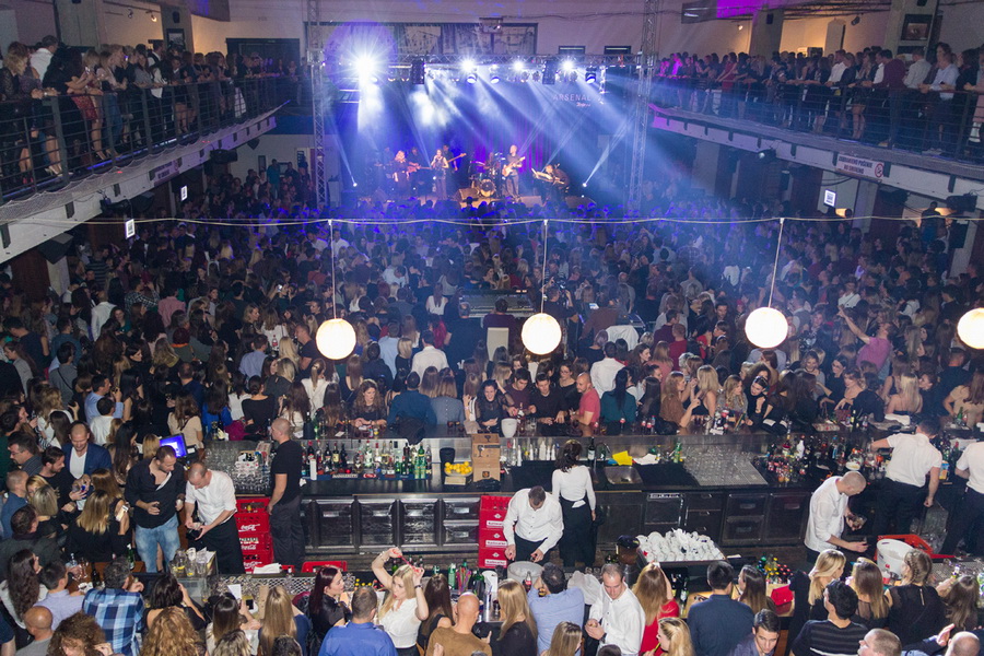 Veličanstvena Doris Dragović @ Arsenal Zadar Veličanstvena Doris Dragović @ Arsenal Zadar