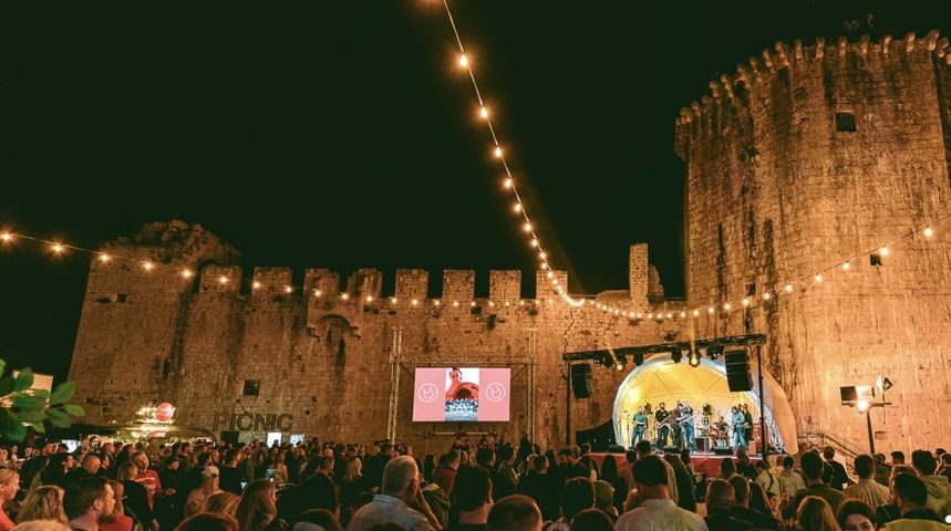 Babarol street food festival: U Trogir dolaze TBF, Songkillers, Ivan Pažanin Babarol street food festival: U Trogir dolaze TBF, Songkillers, Ivan Pažanin