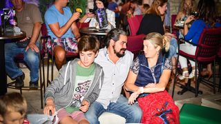 Klapa Contra oduševila u Teatro Baru i Zlatnom kutiću. Foto: Iva Perinčić Klapa Contra oduševila u Teatro Baru i Zlatnom kutiću. Foto: Iva Perinčić