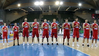 Bydgoszcz, 150909.
Dvorana Sport Arena Luczniczka.
Europsko prvenstvo u kosarci u Poljskoj, drugi krug natjecanja po skupinama 3. kolo grupe E, utakmica izmedju Hrvatske i Njemacke odlucujuca za ulazak u cetvrtfinale.
Na slici: Hrvatska momcad.
Foto: Drag