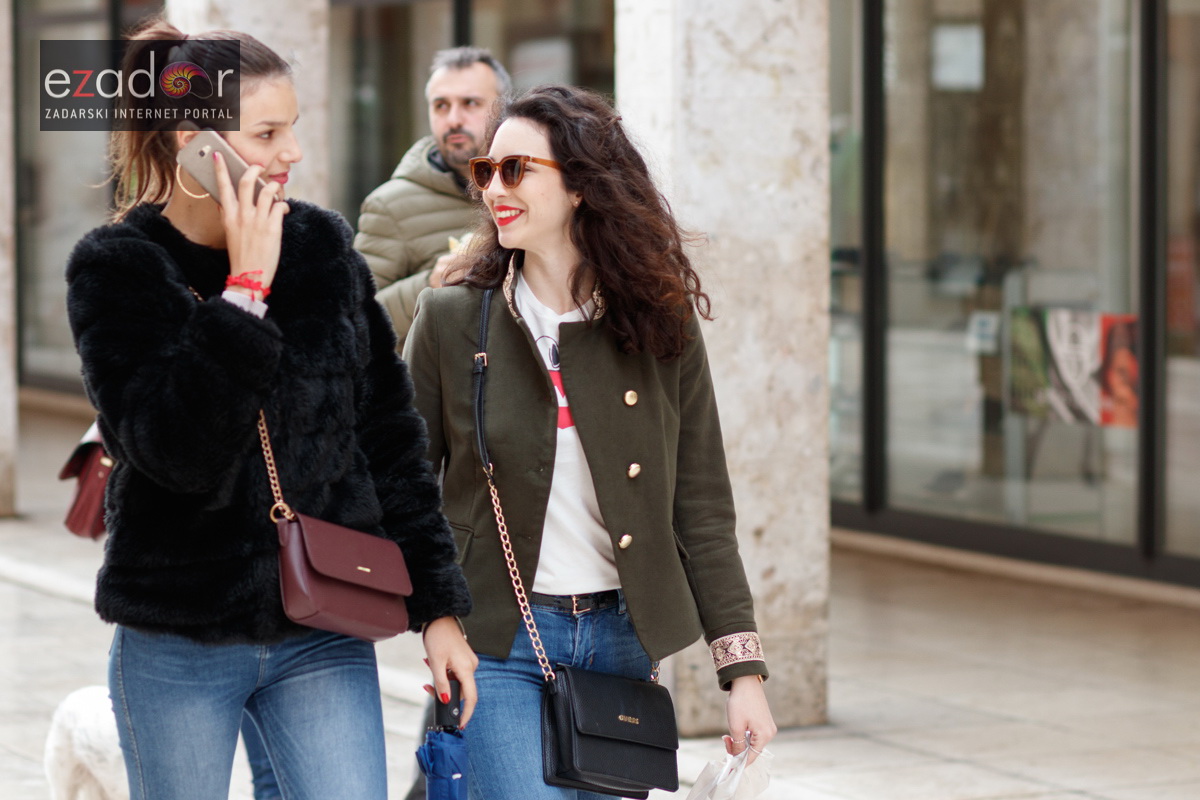 Đir po gradu, subotnja špica 31. ožujka 2018. Đir po gradu, subotnja špica 31. ožujka 2018.