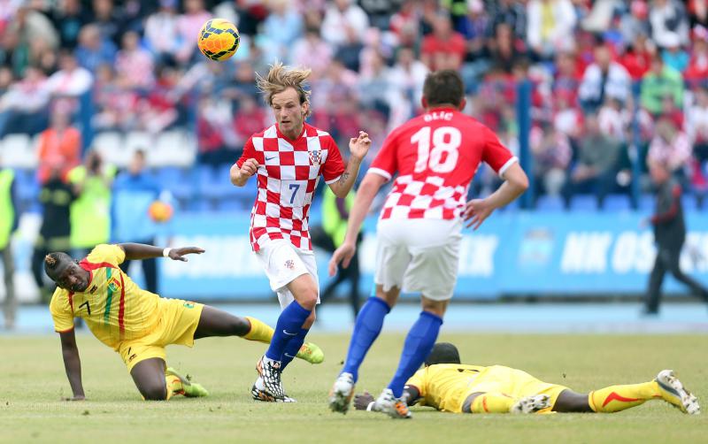 Stadion Gradski vrt, Osijek. Prijateljska nogometna utakmica Hrvatska – Mali (2-1), Foto: Slavko Midzor Stadion Gradski vrt, Osijek. Prijateljska nogometna utakmica Hrvatska – Mali (2-1), Foto: Slavko Midzor
