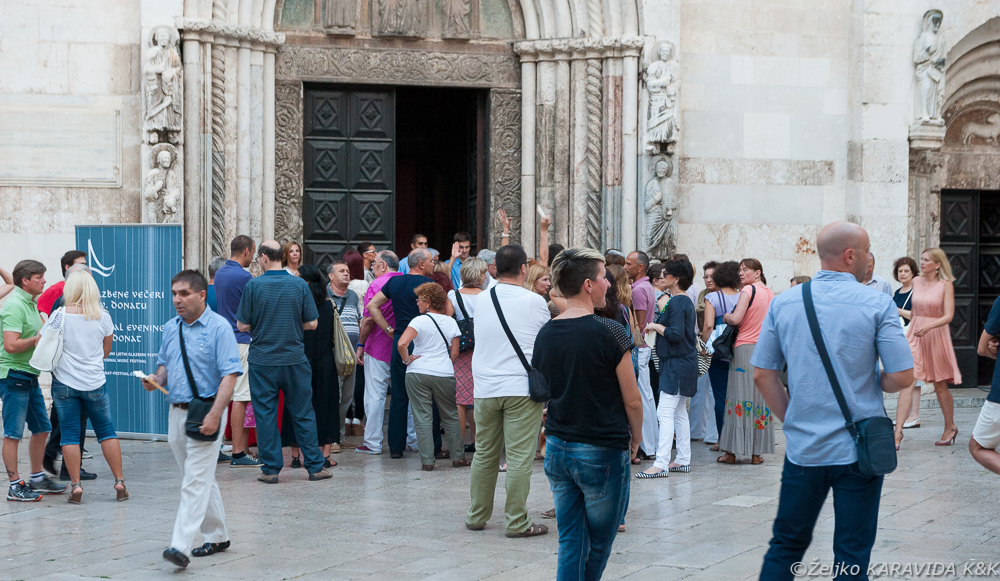 55. Glazbene večeri u Sv. Donatu: Koncert Zadarskog komornog orkestra i Romana Simovića, foto: Željko Karavida 55. Glazbene večeri u Sv. Donatu: Koncert Zadarskog komornog orkestra i Romana Simovića, foto: Željko Karavida