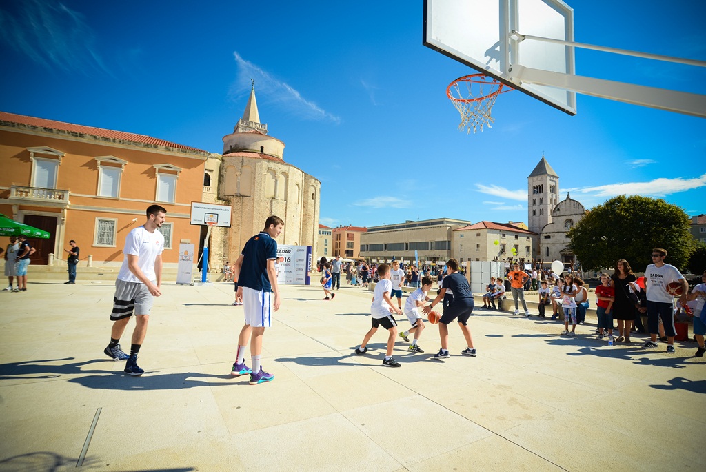 ZDBT 2016: Kids Day & Basket 3×3 na Forumu. Foto: Iva Perinčić ZDBT 2016: Kids Day & Basket 3×3 na Forumu. Foto: Iva Perinčić