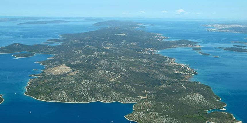 Otok Pašman, foto: www.ugljan.hr Otok Pašman, foto: www.ugljan.hr