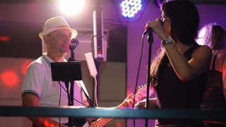 Toto i kraljice u Posh Pubu – foto Ivan Toman Toto i kraljice u Posh Pubu – foto Ivan Toman