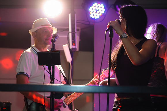 Toto i kraljice u Posh Pubu – foto Ivan Toman Toto i kraljice u Posh Pubu – foto Ivan Toman