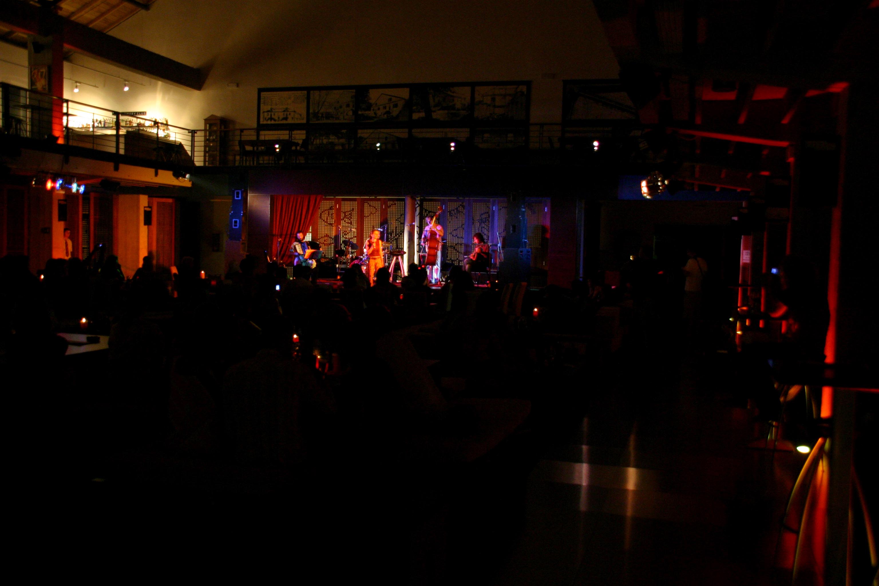 Image 1208845 (auto)