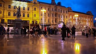 Zagrebački Advent na Trgu bana Jelačića