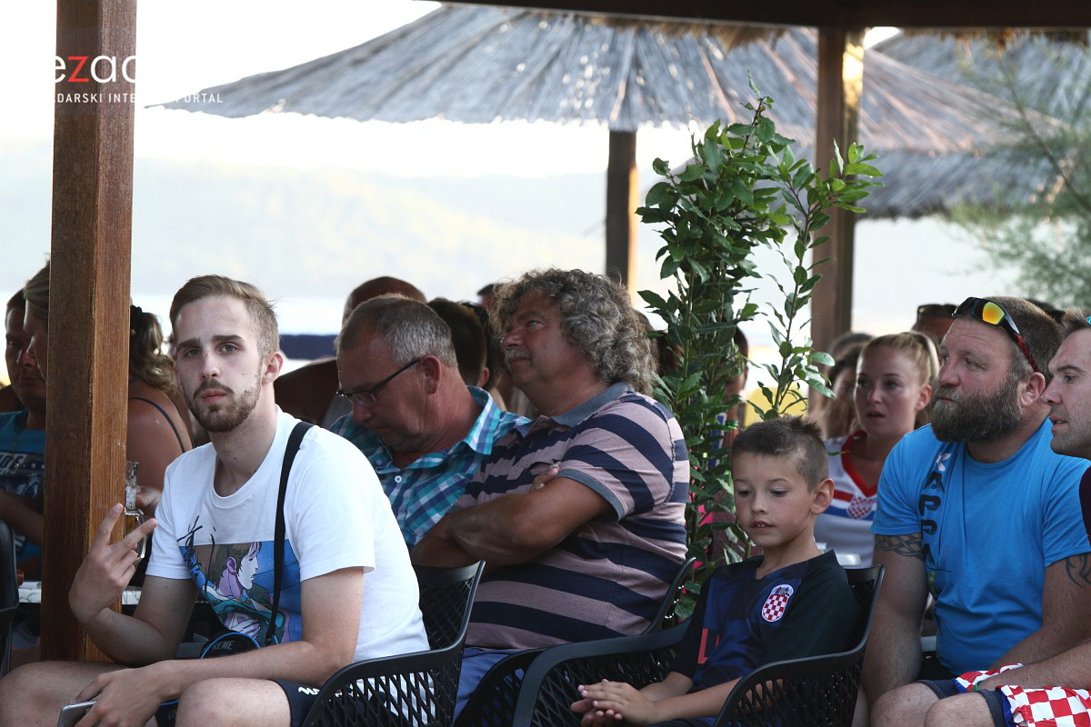 Bibinje: Navijanje za Vatrene i fešta nakon pobjede nad Rusijom