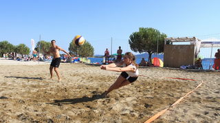 Na plaži Punta u Bibinjama održan 6. Memorijalni turnir u odbojci na pijesku za Tomislav Sikirića – Siku. Foto: Leo Banić Na plaži Punta u Bibinjama održan 6. Memorijalni turnir u odbojci na pijesku za Tomislav Sikirića – Siku. Foto: Leo Banić