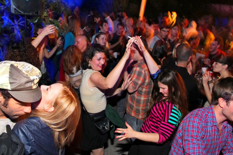 Projekcijom i tulumom otvoren 5. Festival mediteranskog filma u Splitu, Foto: Goran Leš Projekcijom i tulumom otvoren 5. Festival mediteranskog filma u Splitu, Foto: Goran Leš