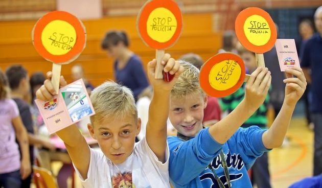 Postujte nase znakove, prvašići. Photo: Igor Kralj/PIXSELL