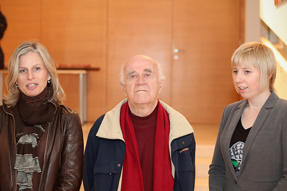 Prva samostalna izložba Ive Perinčić ” Čarolija Kazališta lutaka “