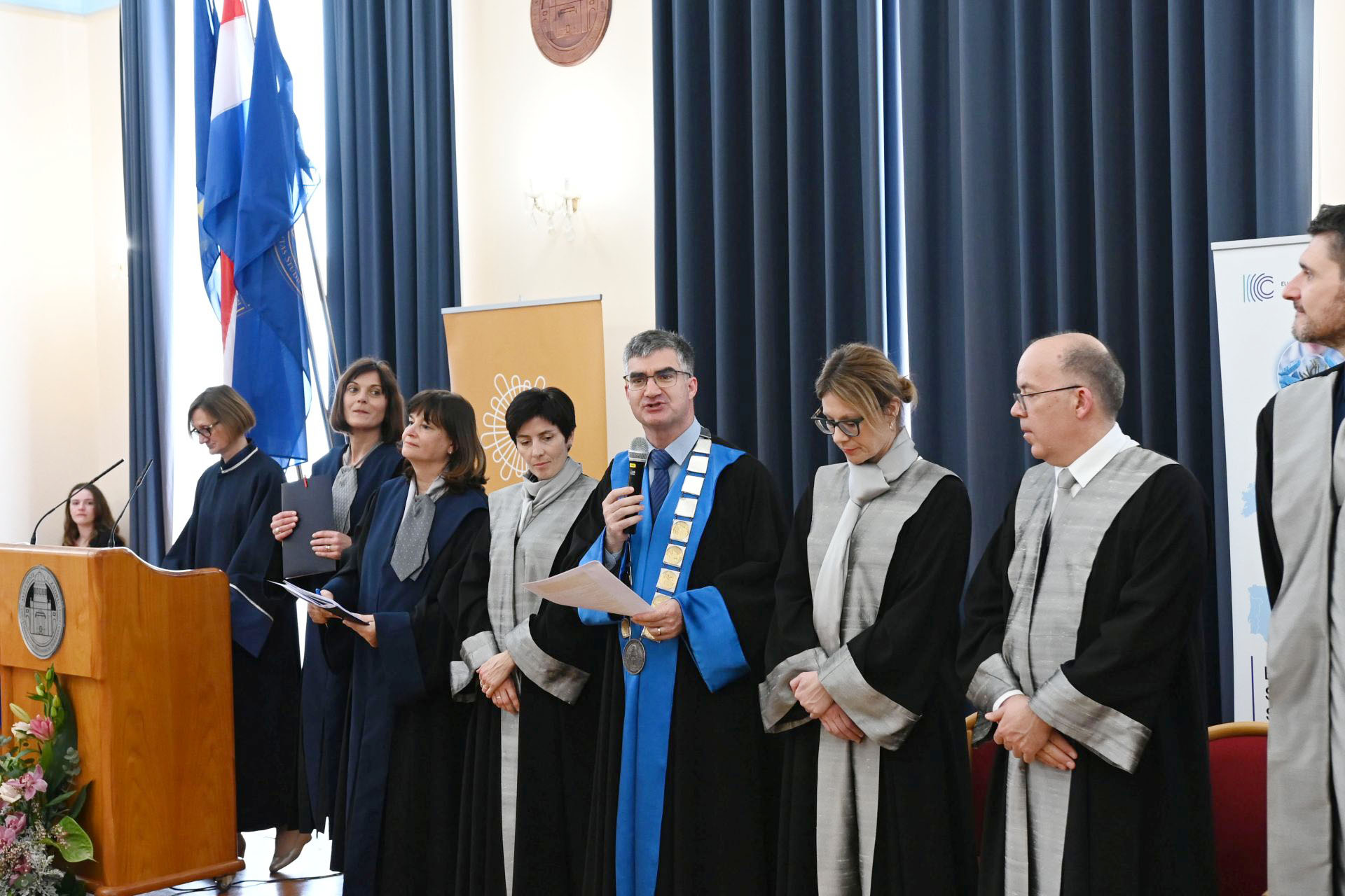 Svečana promocija 28 doktorica i doktora znanosti i 4 specijalistice Svečana promocija 28 doktorica i doktora znanosti i 4 specijalistice