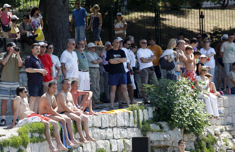 Split, 120611.
Na splitskim Bacvicama odrzano je 7. Prvenstvo svita u piciginu. Naslov pobjednika drugu godinu za redom osvojila je ekipa A1.
Foto: Ante Cizmic / CROPIX Split, 120611.
Na splitskim Bacvicama odrzano je 7. Prvenstvo svita u piciginu. Naslov pobjednika drugu godinu za redom osvojila je ekipa A1.
Foto: Ante Cizmic / CROPIX