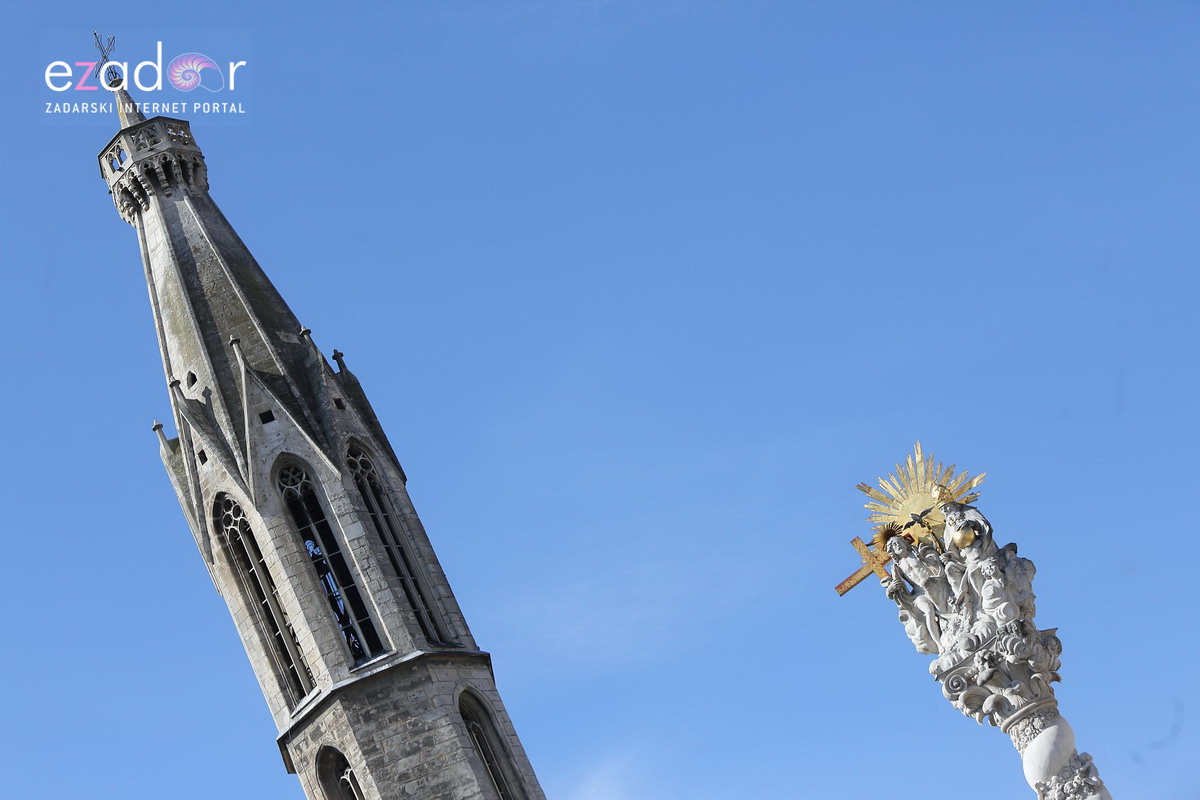 Bibinjci gradišćanskim Hrvatima darovali 1.82 metara visok kip sv. Roka Bibinjci gradišćanskim Hrvatima darovali 1.82 metara visok kip sv. Roka